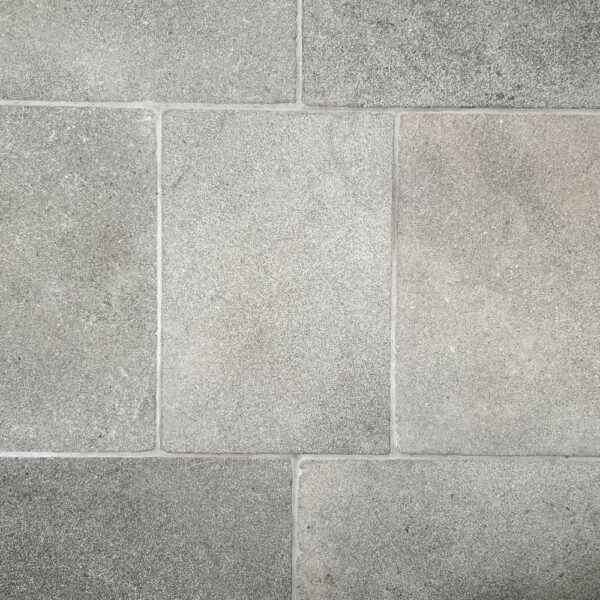 Chalon grey aged limestone paving