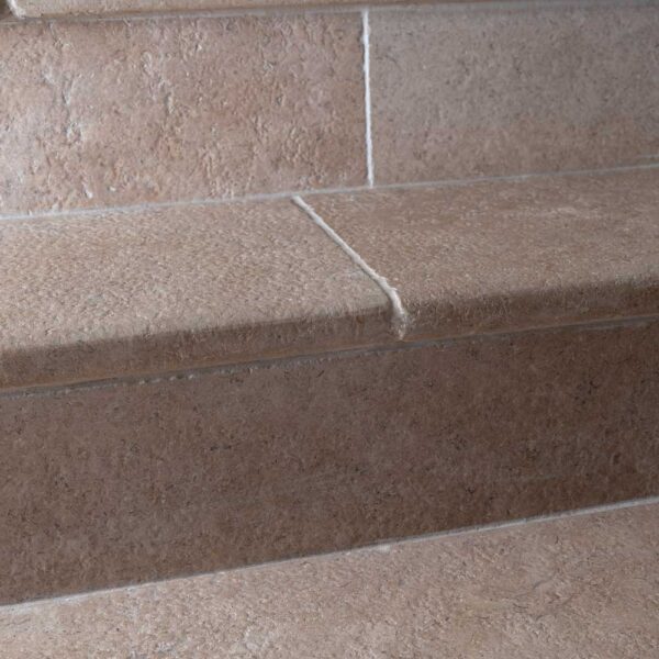 Bampton aged limestone coping