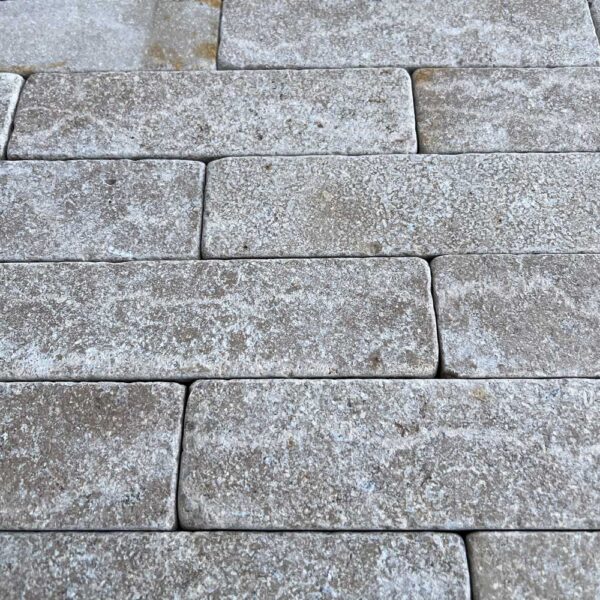 Bampton tumbled brick pavers for landscaping